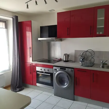 St Martin アパート ブレスト